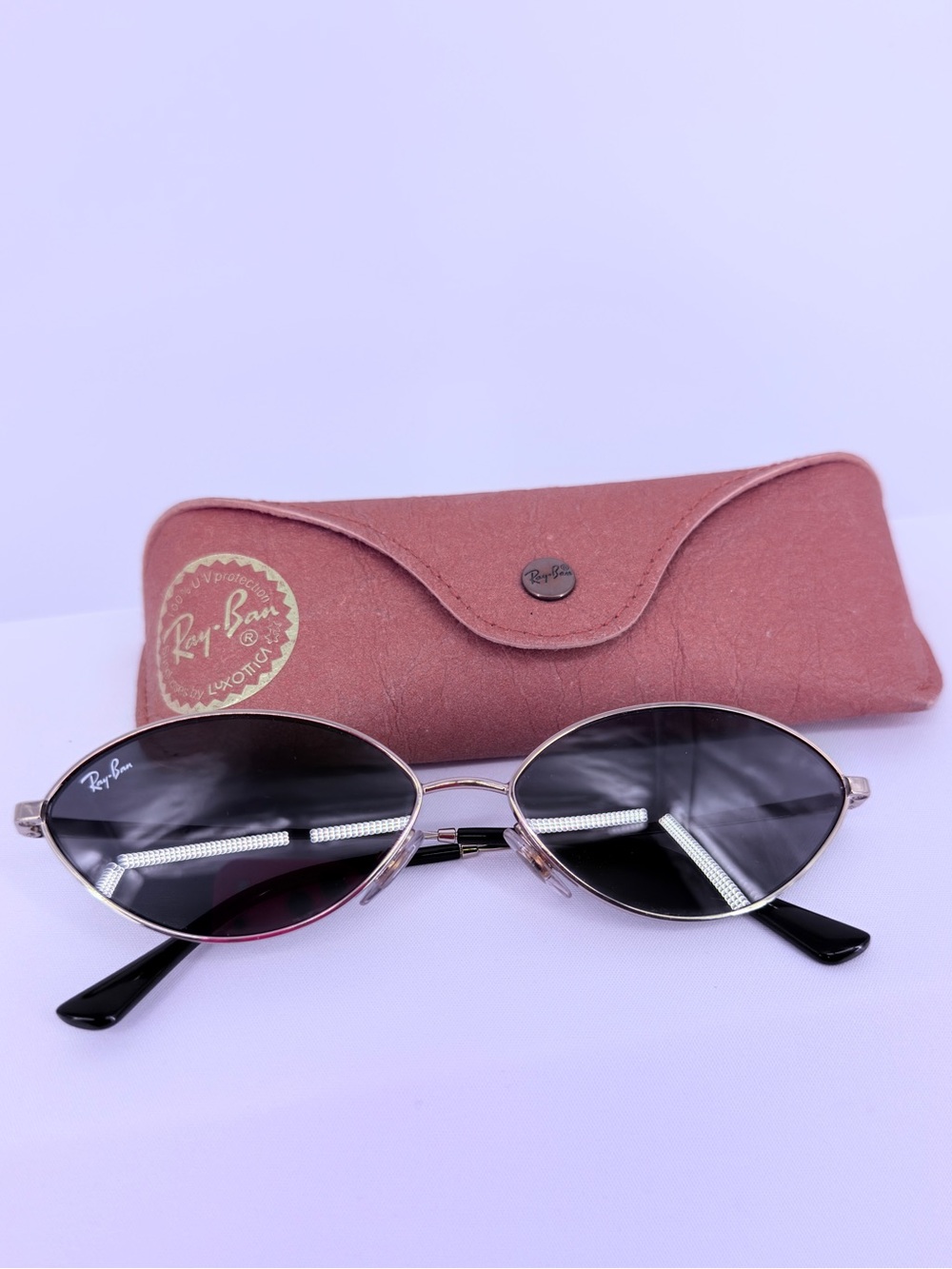 Ray-Ban Oval Sunglasses Silver Metal Frame Black Lenses w/ Case